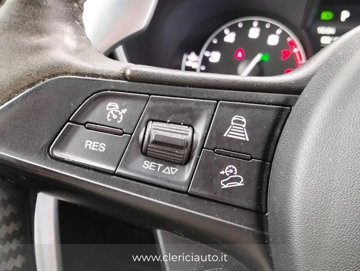 Alfa Romeo Stelvio usata a Como (12)