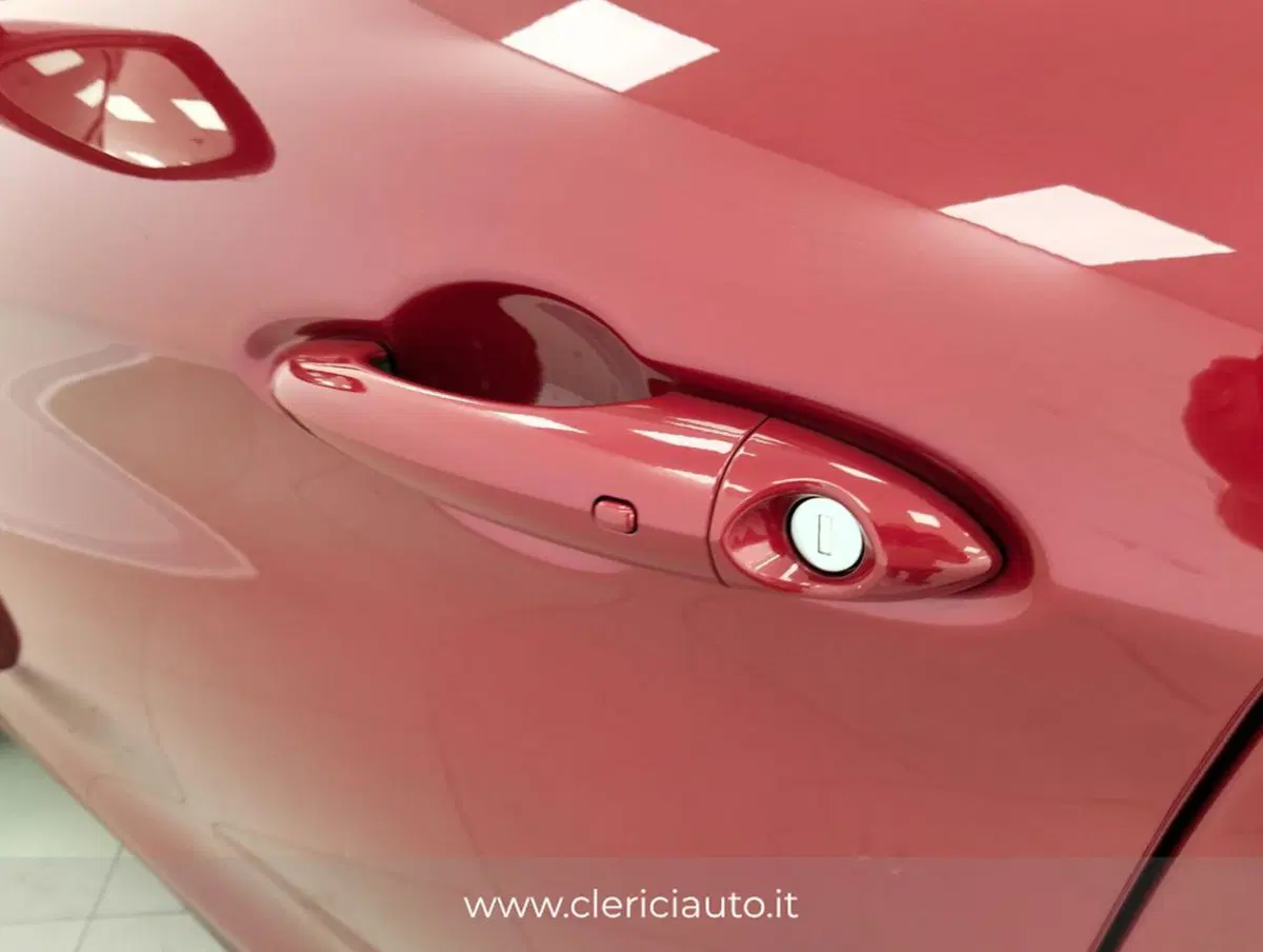 Alfa Romeo Stelvio usata a Como (20)