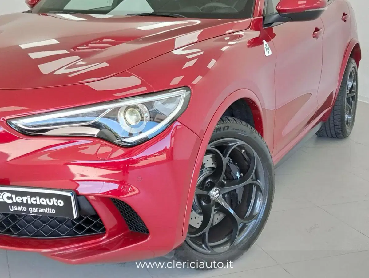 Alfa Romeo Stelvio usata a Como (3)