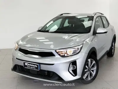 Kia Stonic 1.0 T-GDi 100 CV MHEV iMT Style del 2022 usata a Lurate Caccivio