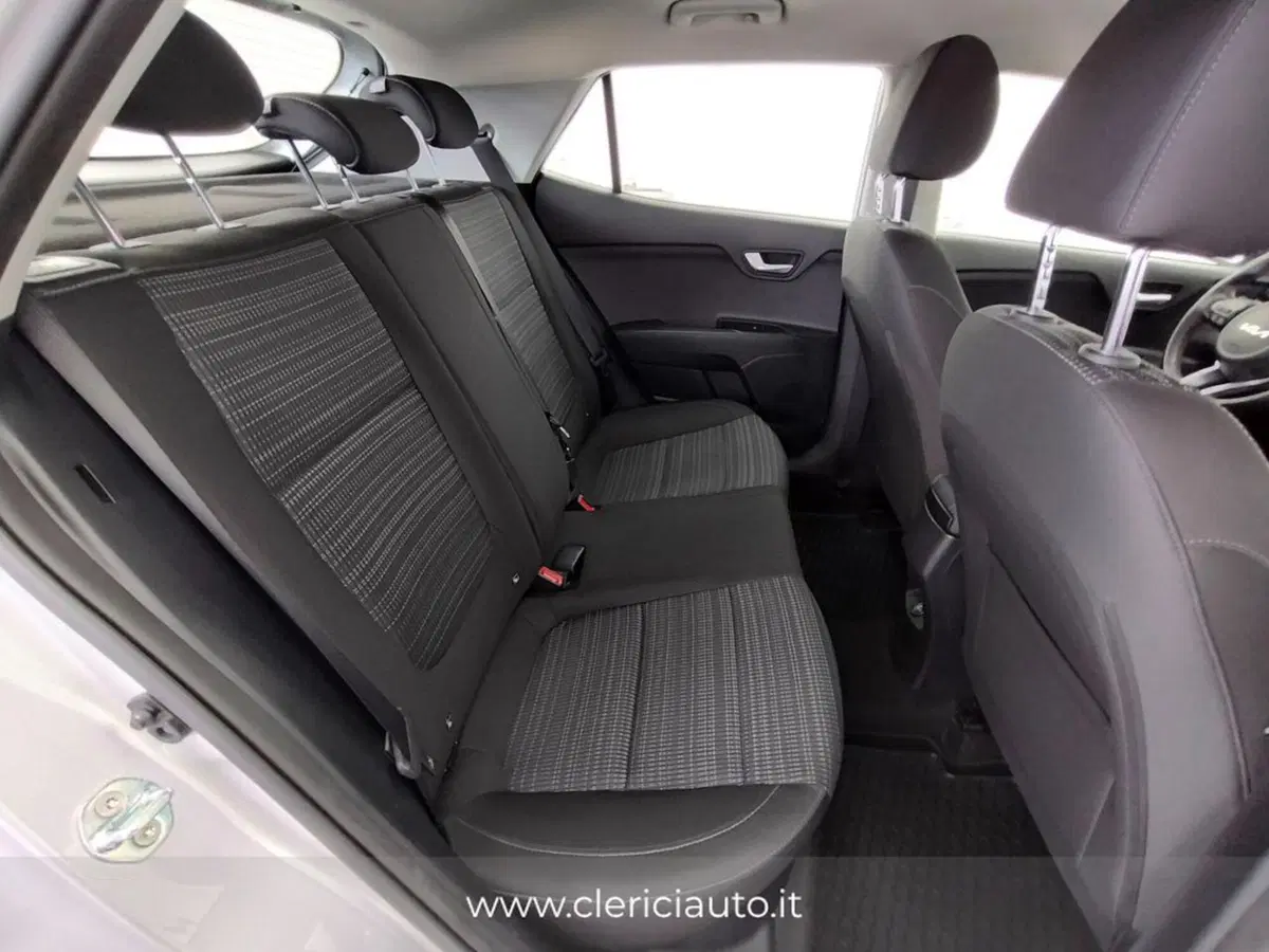 Kia Stonic usata a Como (5)