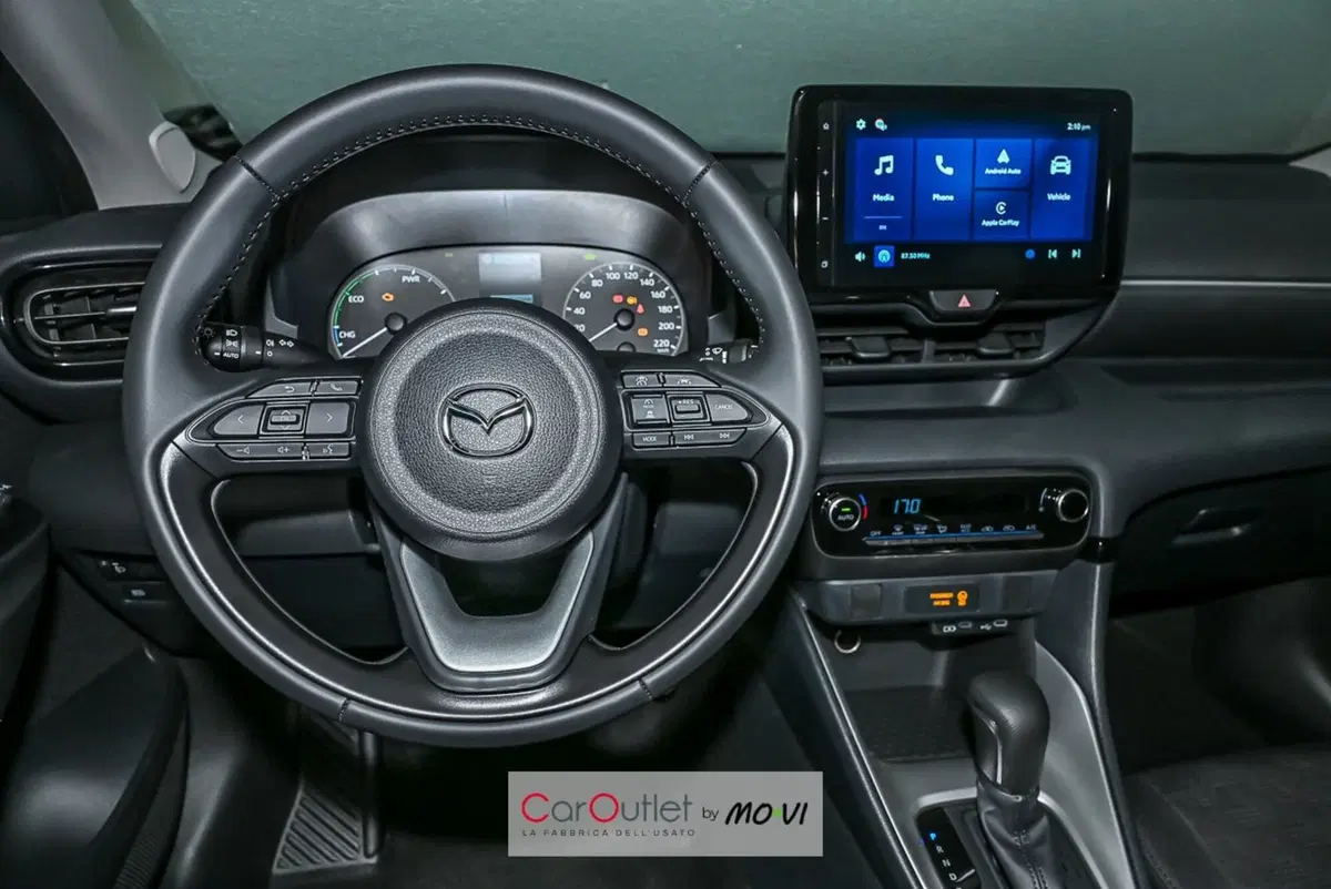 Mazda Mazda2 Hybrid nuova a Torino (11)