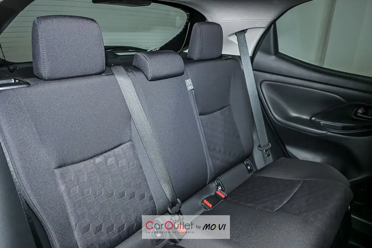 Mazda Mazda2 Hybrid nuova a Torino (7)