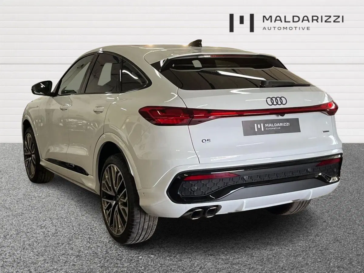 Audi Q5 Sportback nuova a Barletta-Andria-Trani (4)