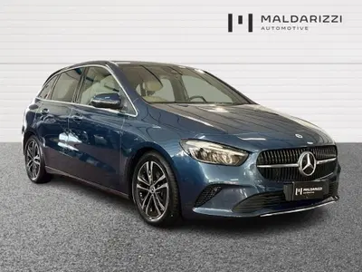 Mercedes-Benz Classe B 180 d Progressive Advanced auto del 2023 usata a Bari