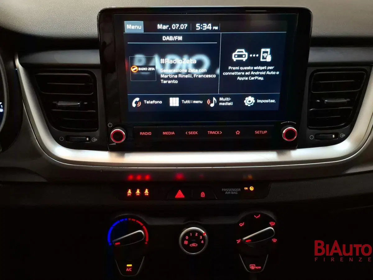 Kia Stonic usata a Firenze (9)