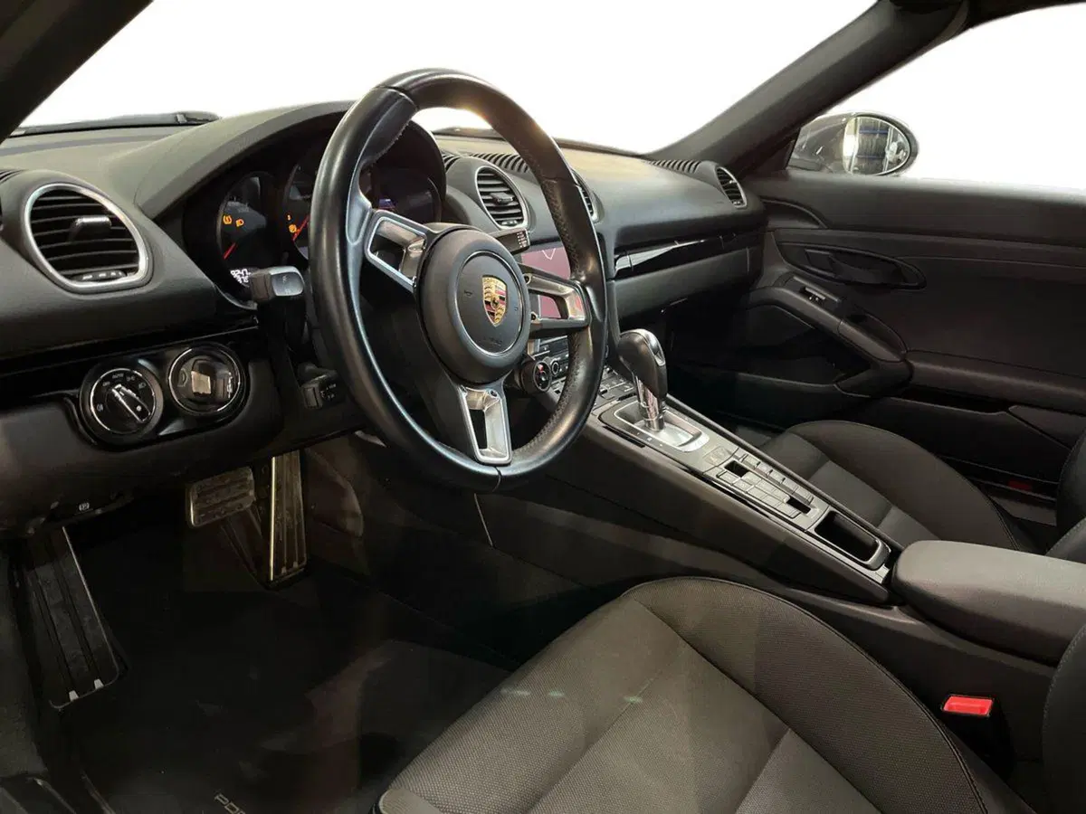 Porsche 718 Boxster  usata a Bari (10)