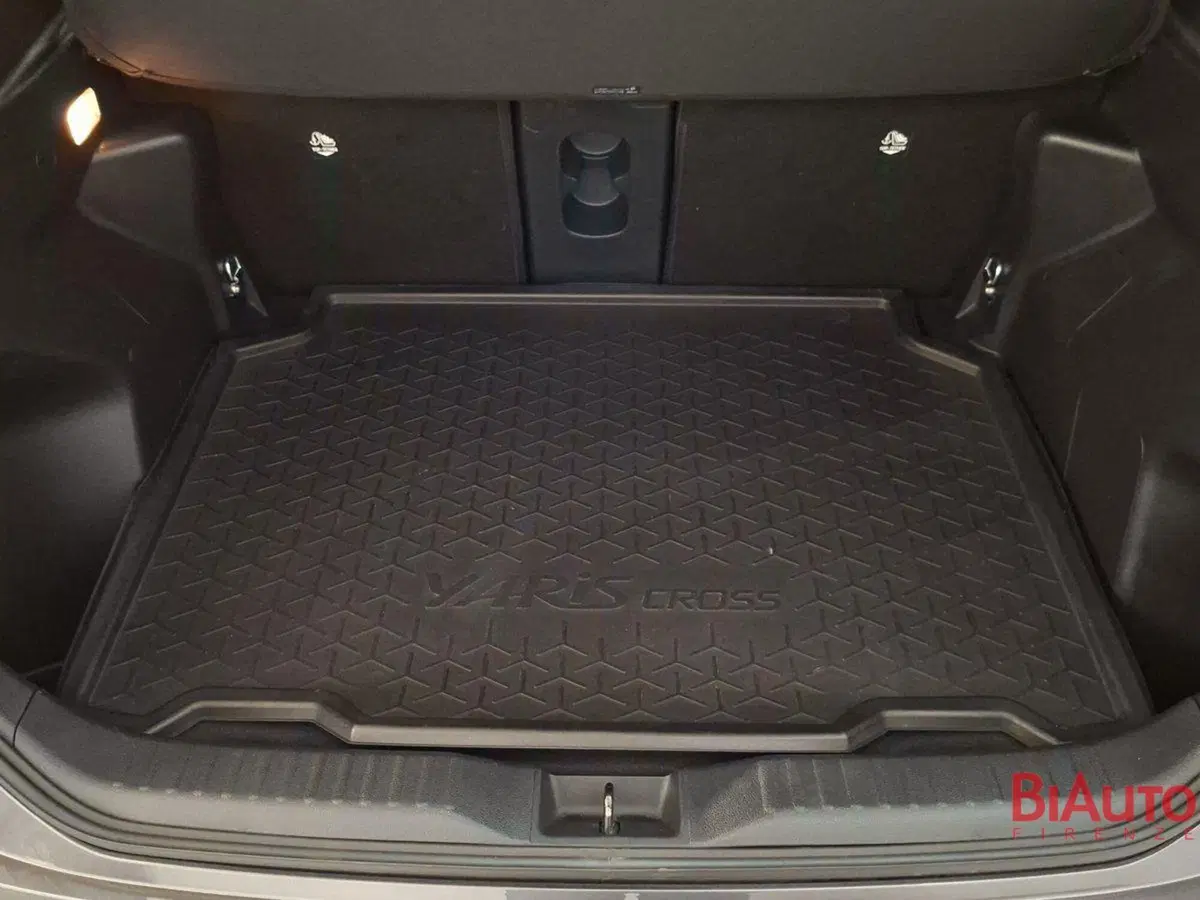 Toyota Yaris Cross usata a Firenze (6)