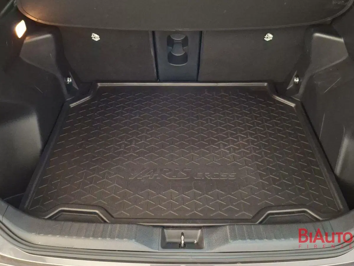 Toyota Yaris Cross usata a Firenze (6)