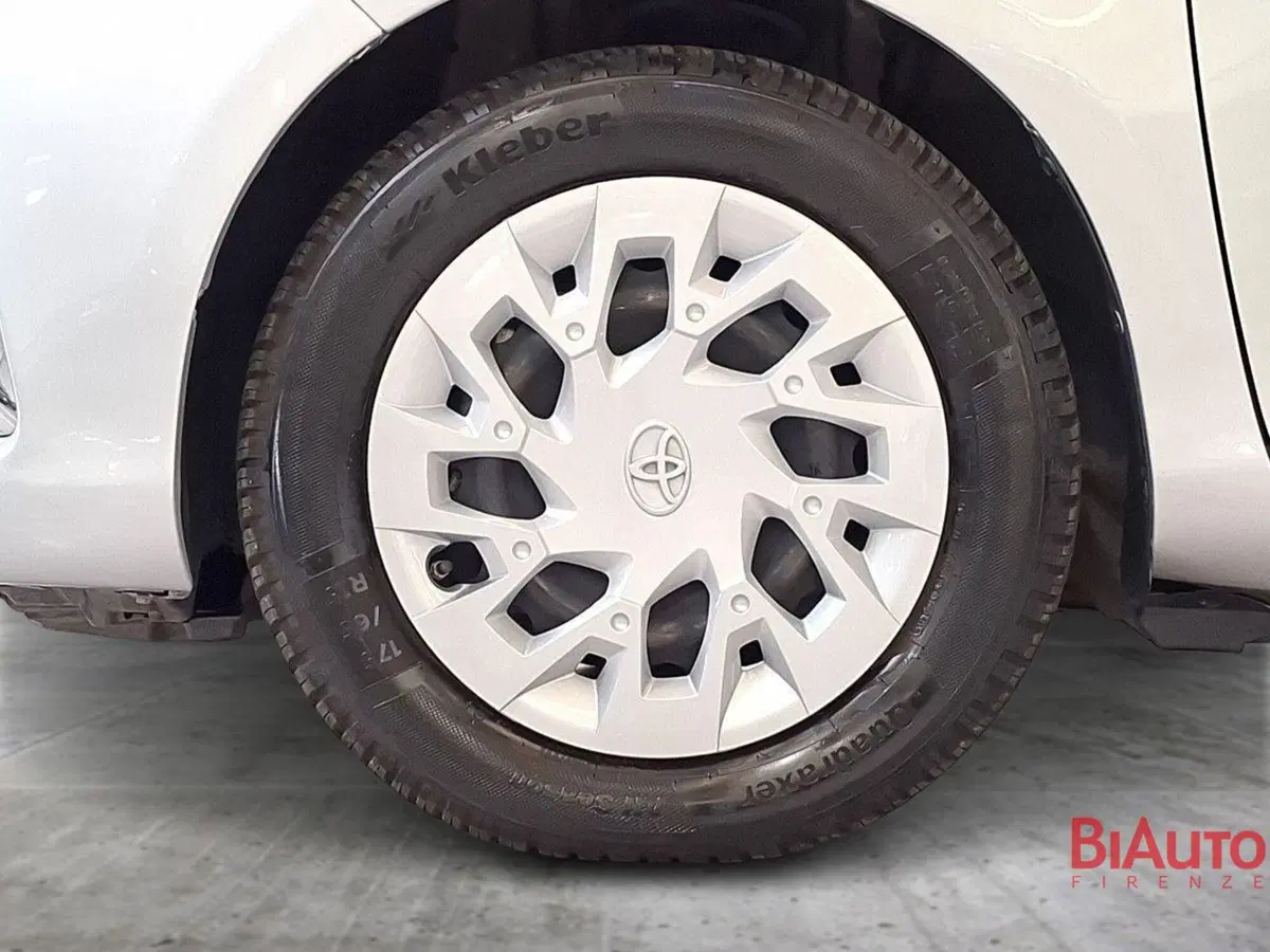 Toyota Yaris usata a Firenze (14)