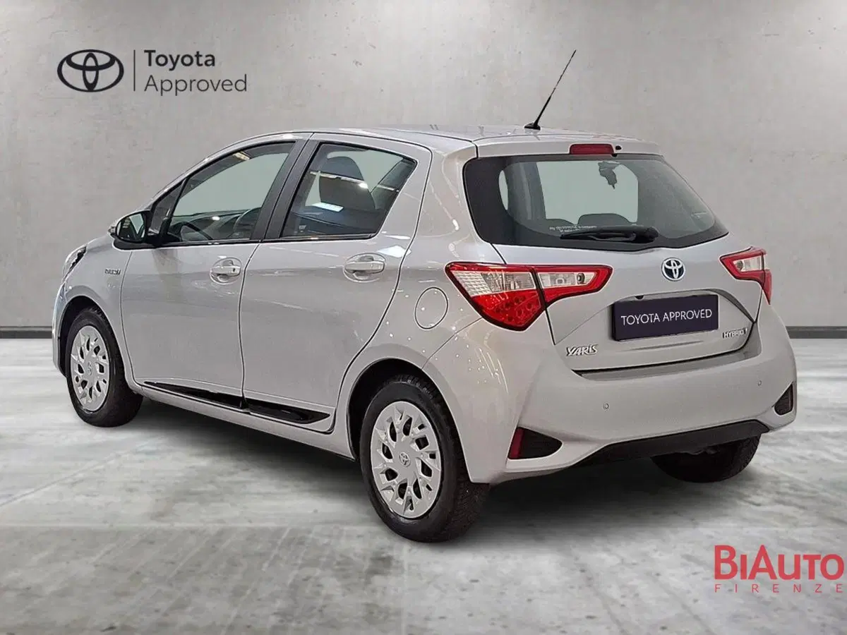 Toyota Yaris usata a Firenze (5)