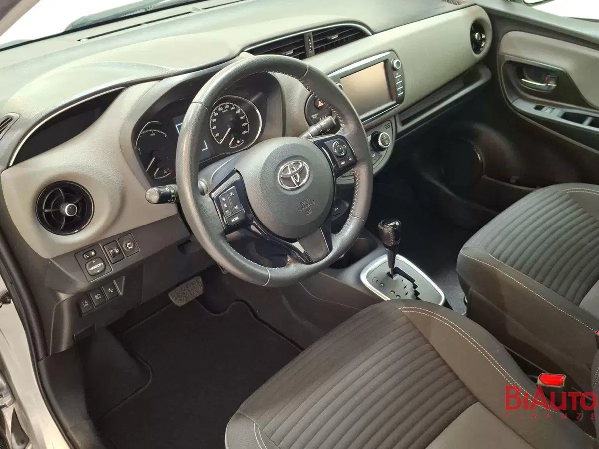 Toyota Yaris usata a Firenze (7)