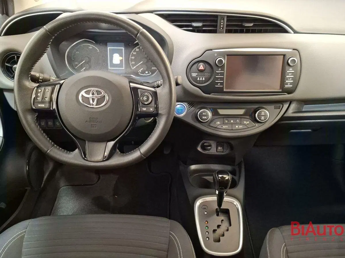 Toyota Yaris usata a Firenze (8)
