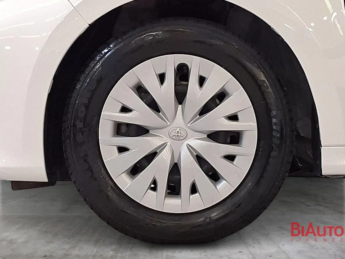 Toyota Yaris usata a Firenze (14)