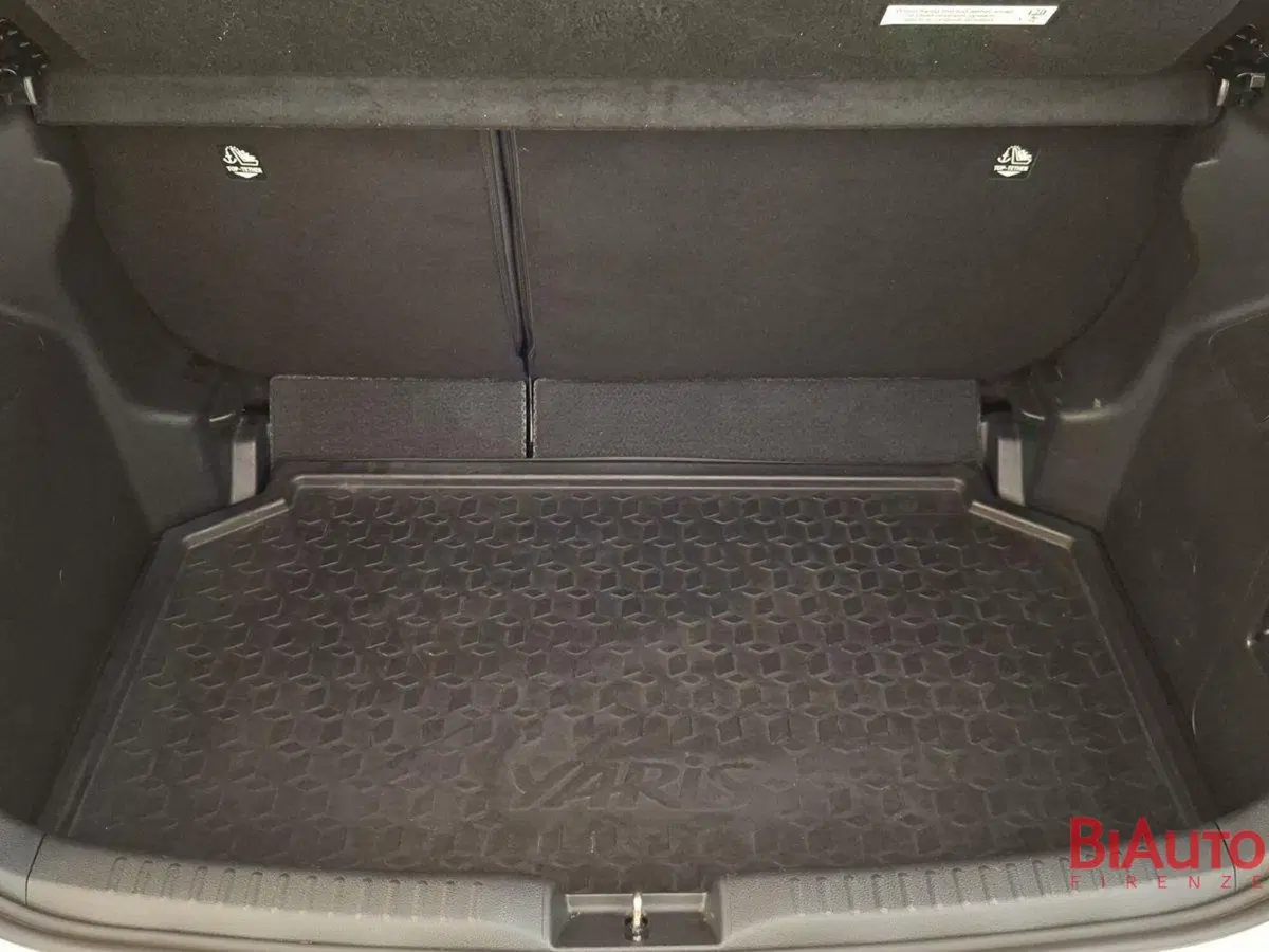 Toyota Yaris usata a Firenze (6)