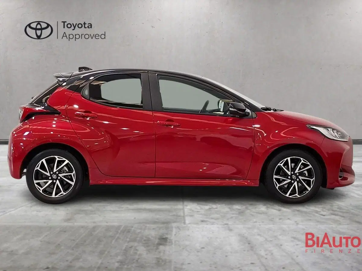Toyota Yaris usata a Firenze (4)