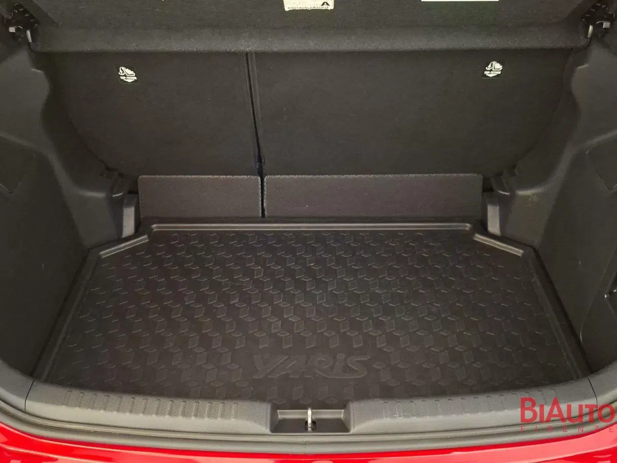 Toyota Yaris usata a Firenze (6)