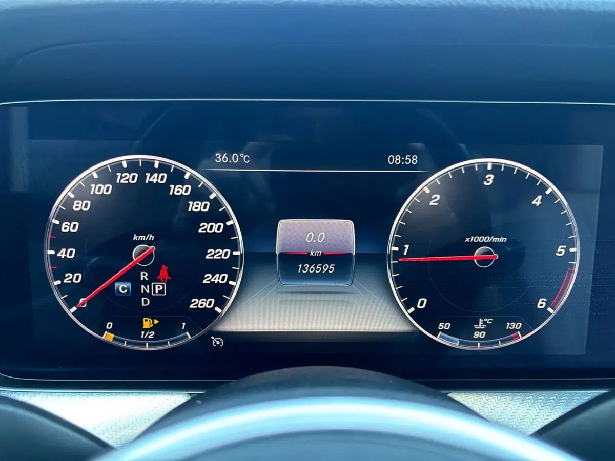 Mercedes-Benz Classe E usata a Pescara (9)
