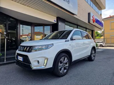 Suzuki Vitara 1.4 Hybrid Easy Cool del 2023 usata a San Vittore Olona