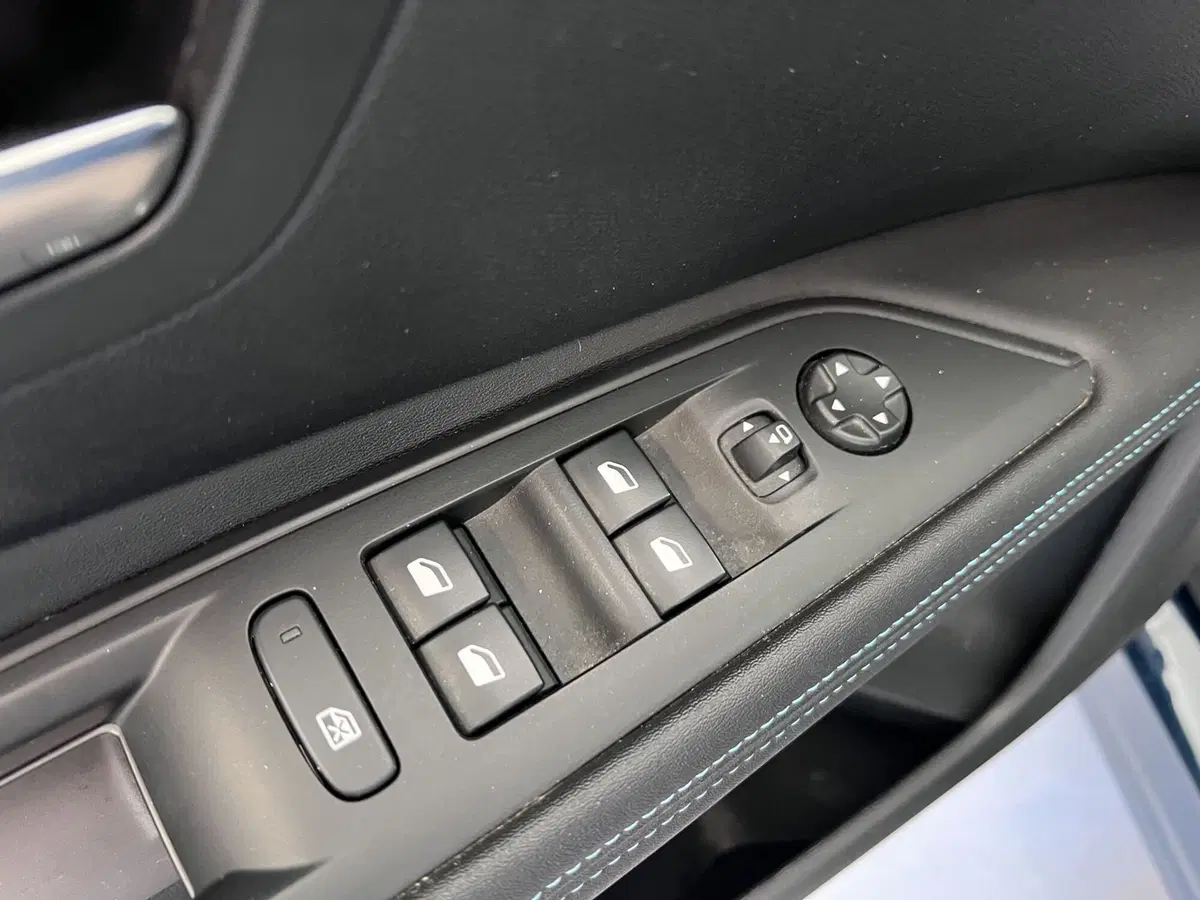 Peugeot 3008 usata a Bari (11)