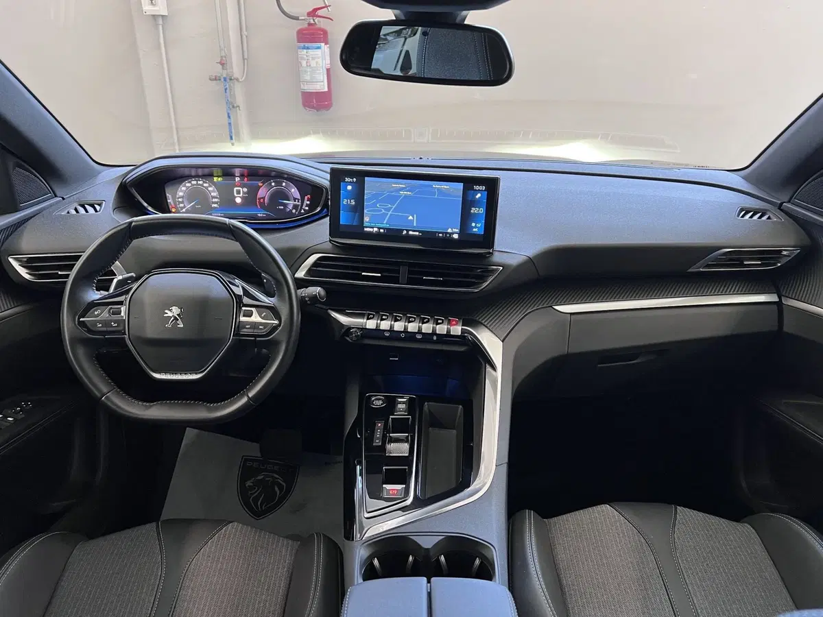 Peugeot 3008 usata a Bari (16)