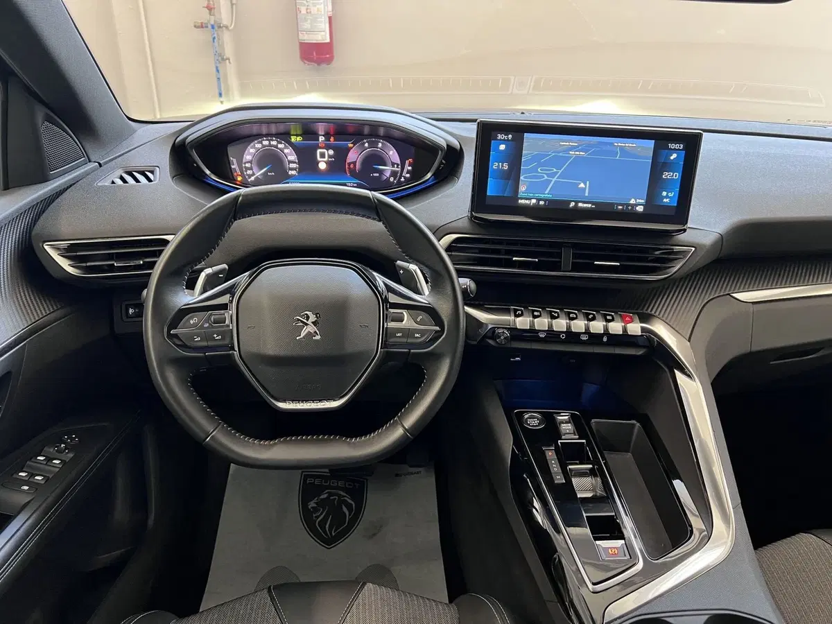 Peugeot 3008 usata a Bari (17)
