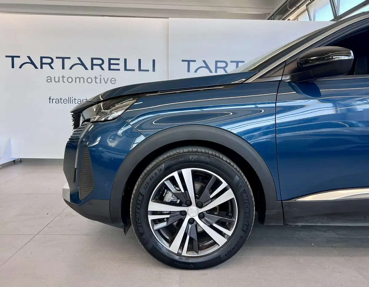 Peugeot 3008 usata a Bari (4)