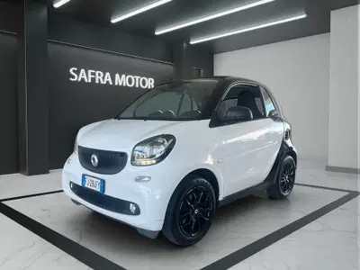 smart Fortwo 70 1.0 twinamic Youngster del 2017 usata a Rende