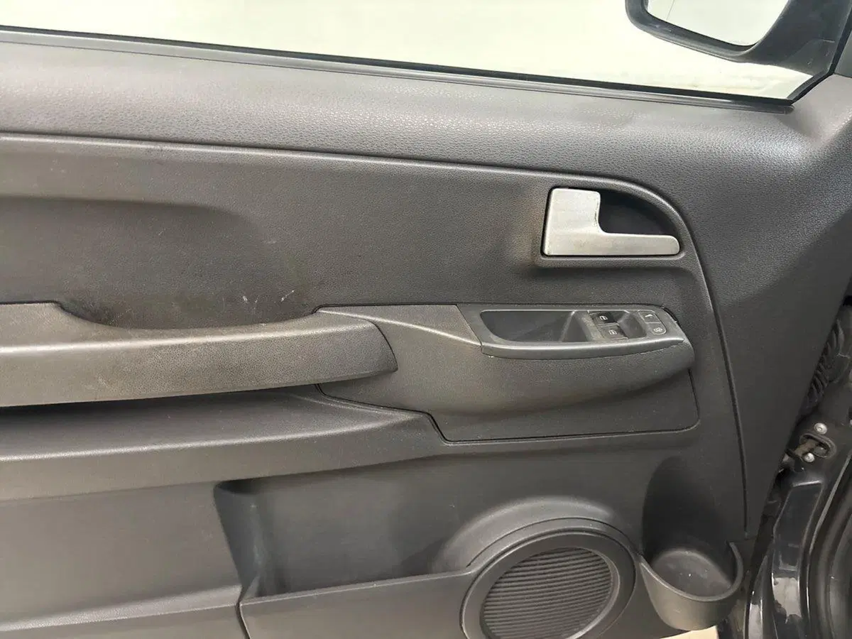 Volkswagen Fox usata a Torino (12)
