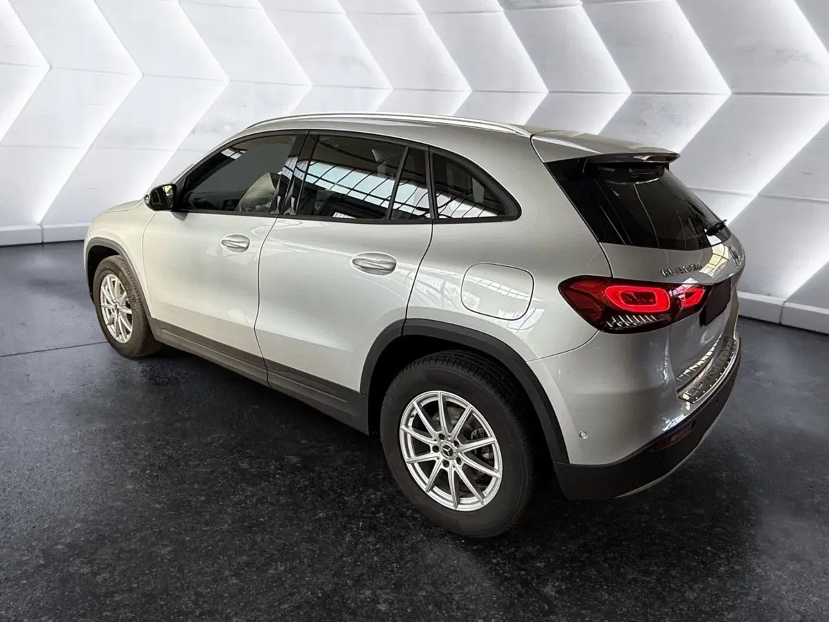 Mercedes-Benz GLA SUV usata a Napoli (7)