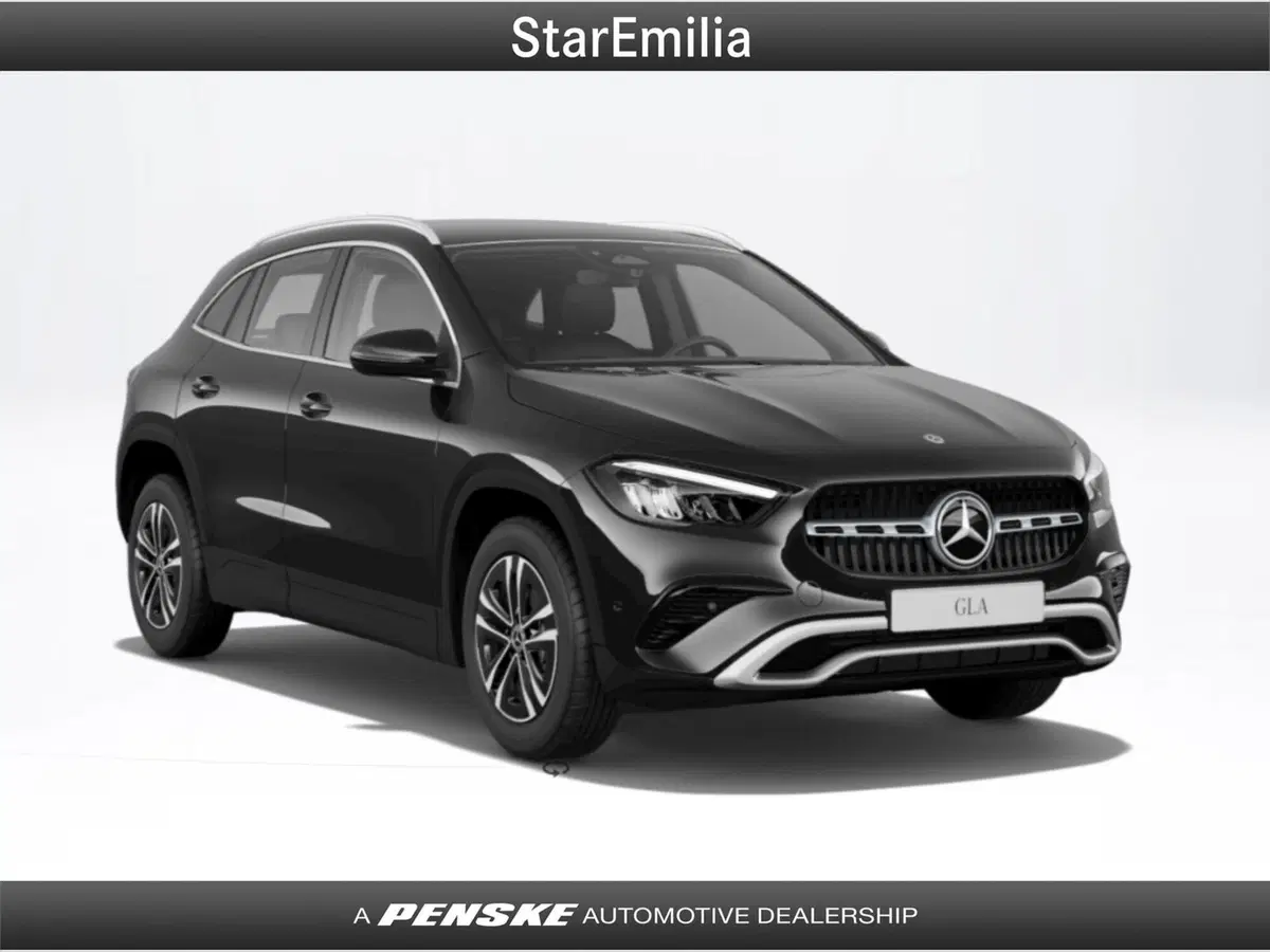Mercedes-Benz GLA SUV nuova a Bologna