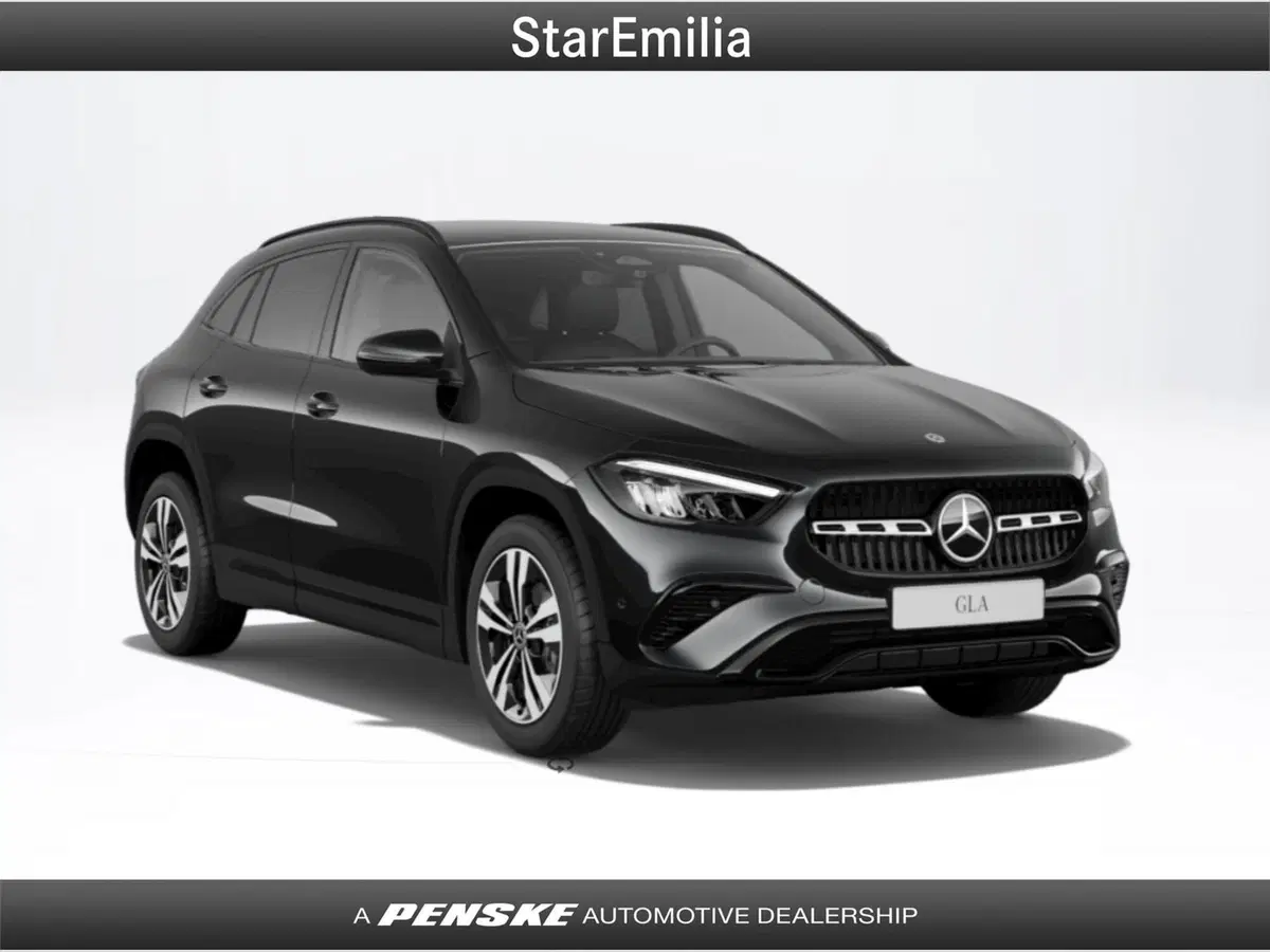Mercedes-Benz GLA SUV nuova a Bologna