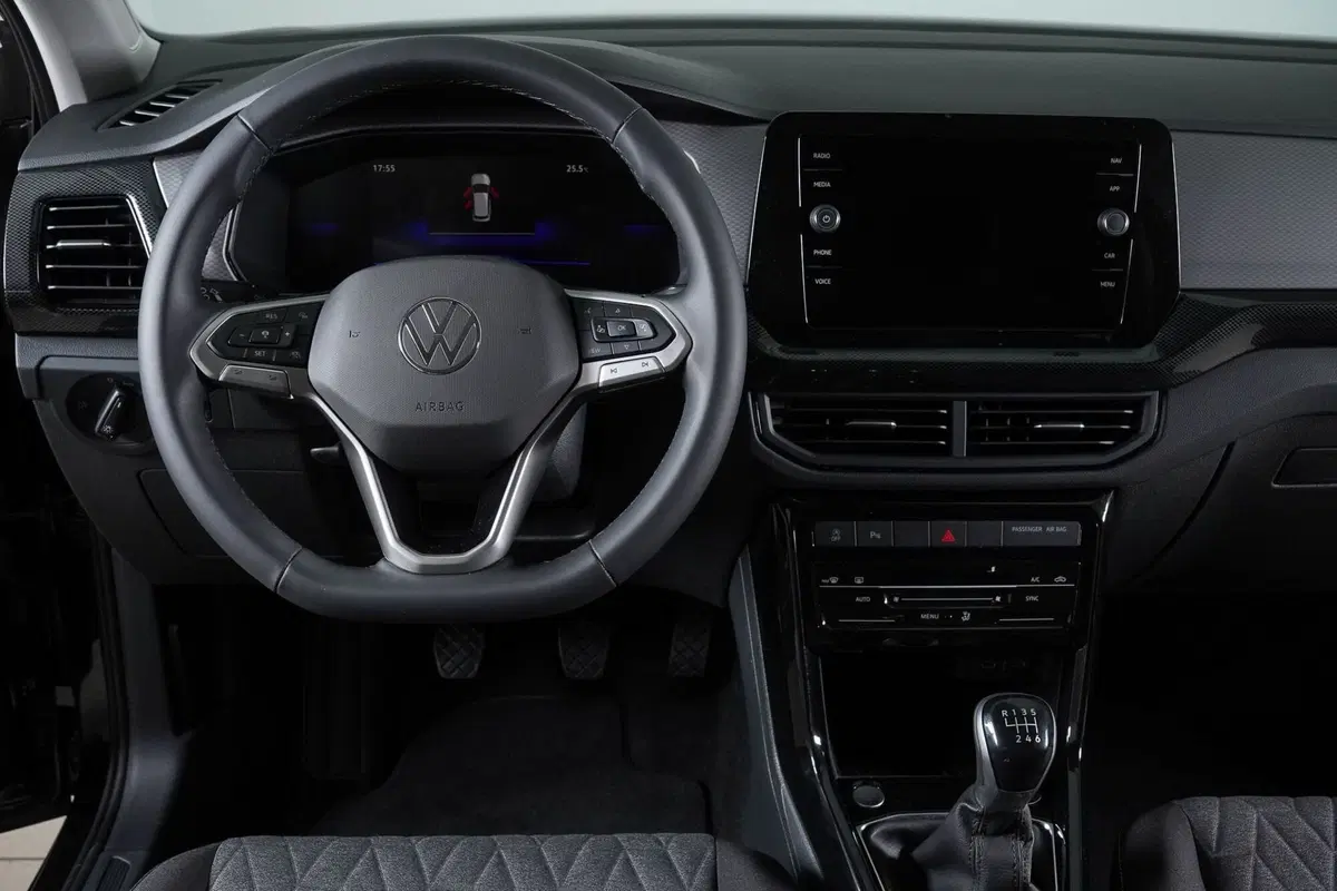 Volkswagen T-Cross nuova a Perugia (16)
