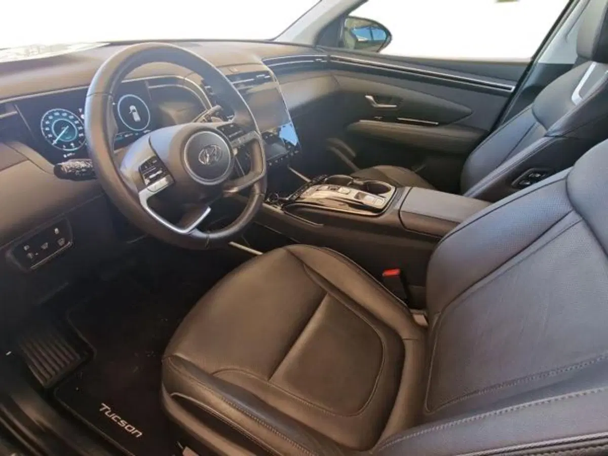 Hyundai Tucson usata a Salerno (9)