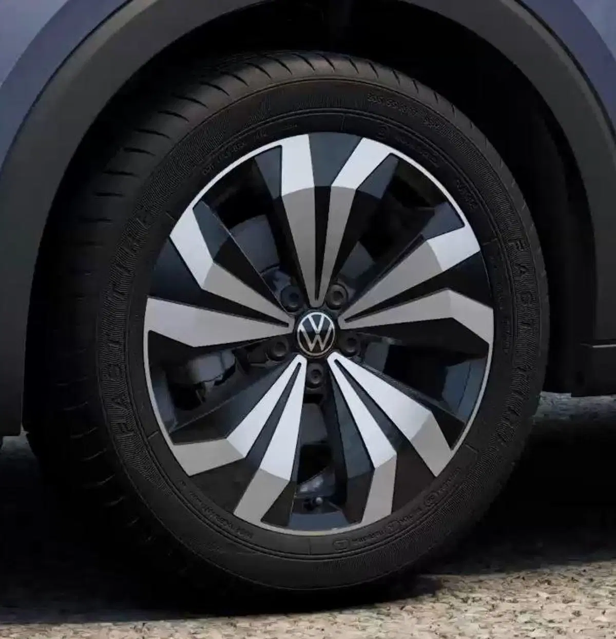 Volkswagen T-Cross nuova a Avellino (4)