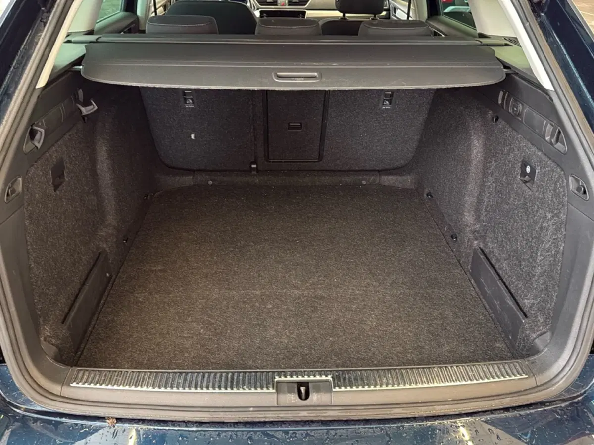 Skoda Superb Station Wagon usata a Pordenone (10)