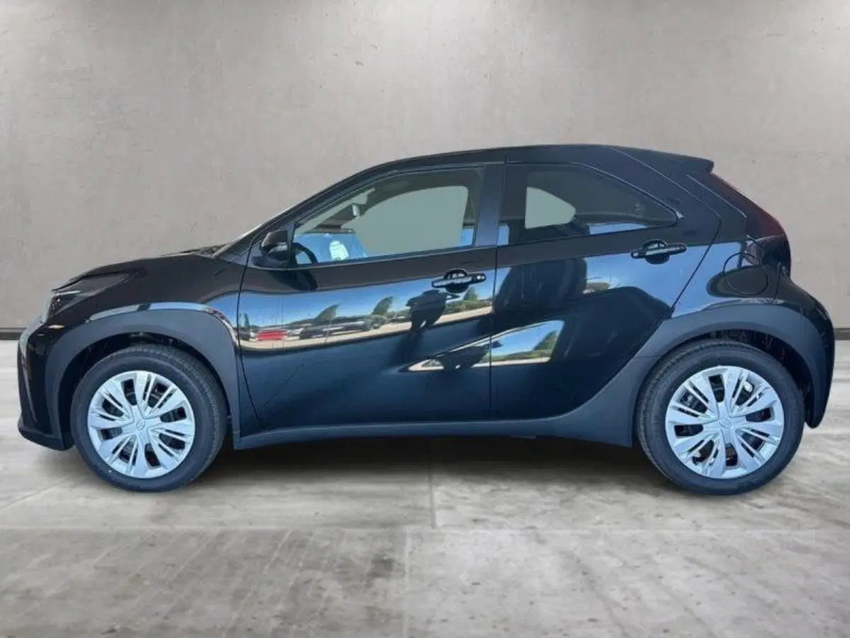 Toyota Aygo X nuova a Perugia (2)