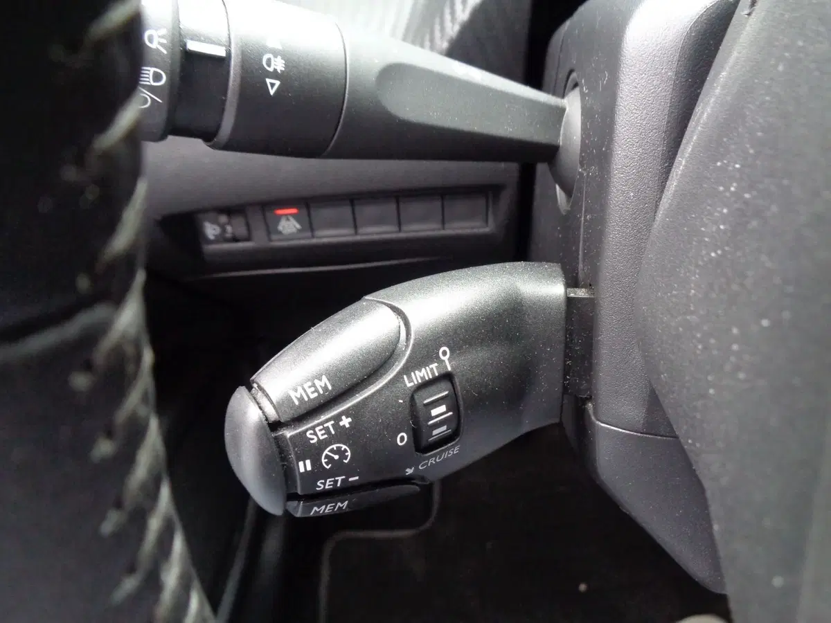 Peugeot 2008 usata a Treviso (18)