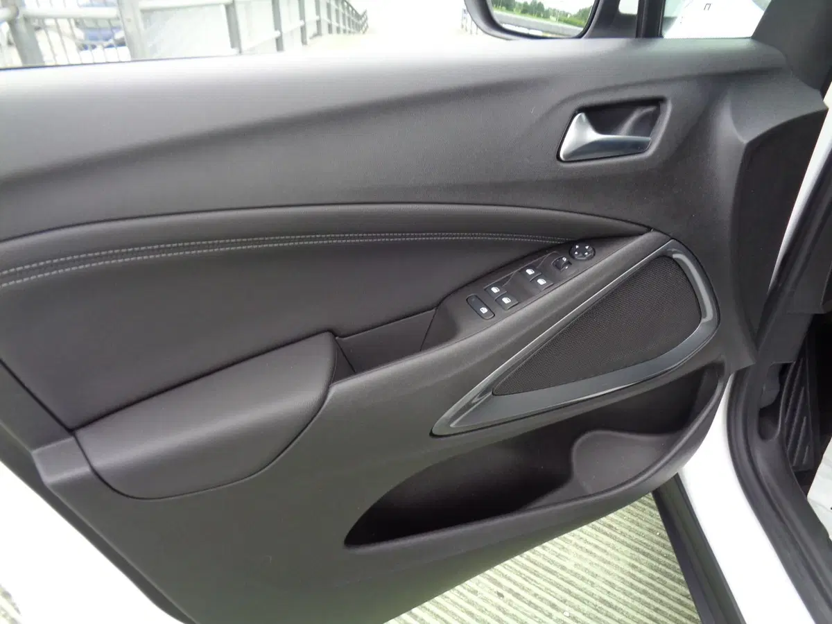 Opel Crossland usata a Treviso (7)