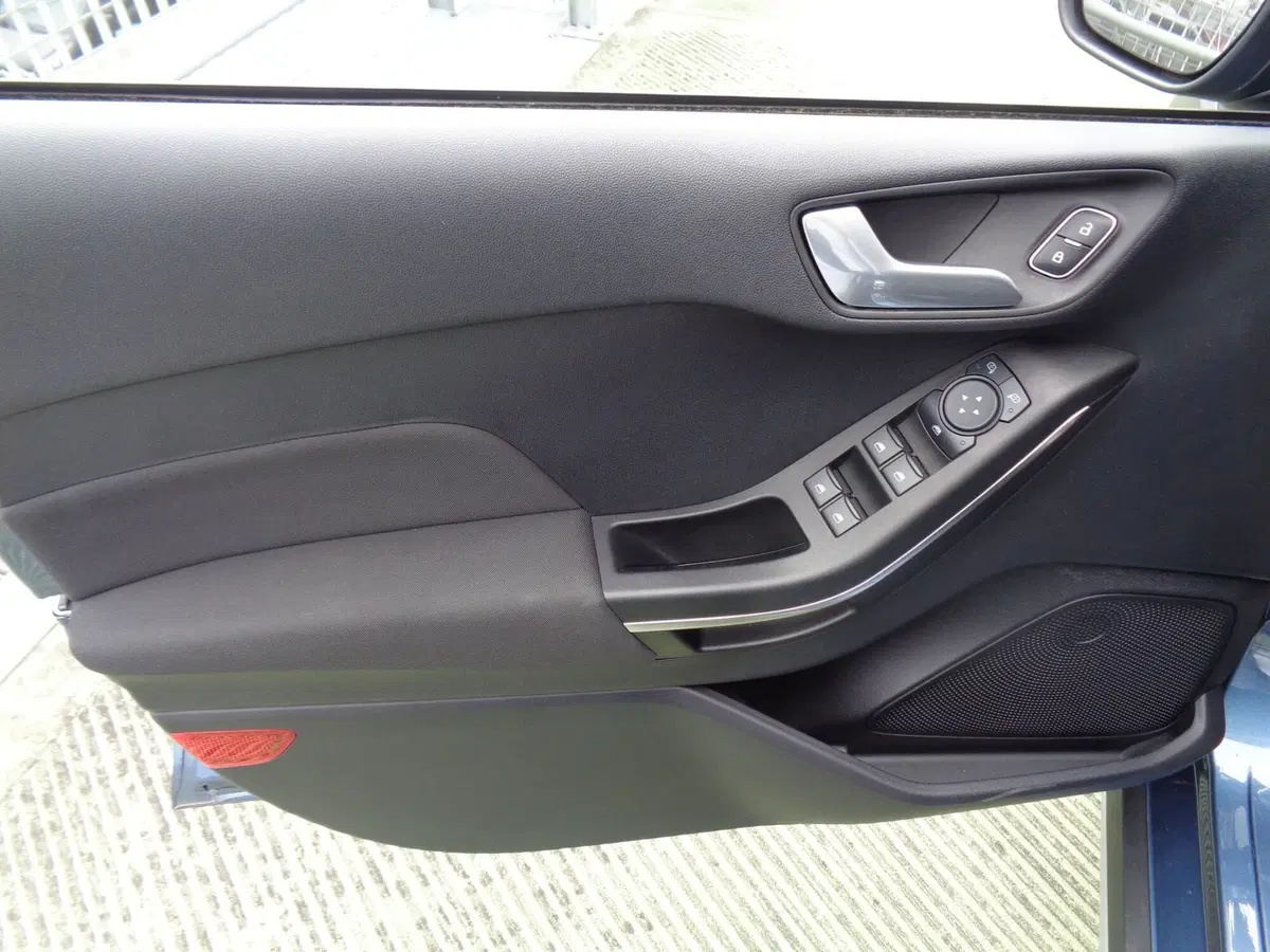 Ford Fiesta usata a Treviso (8)