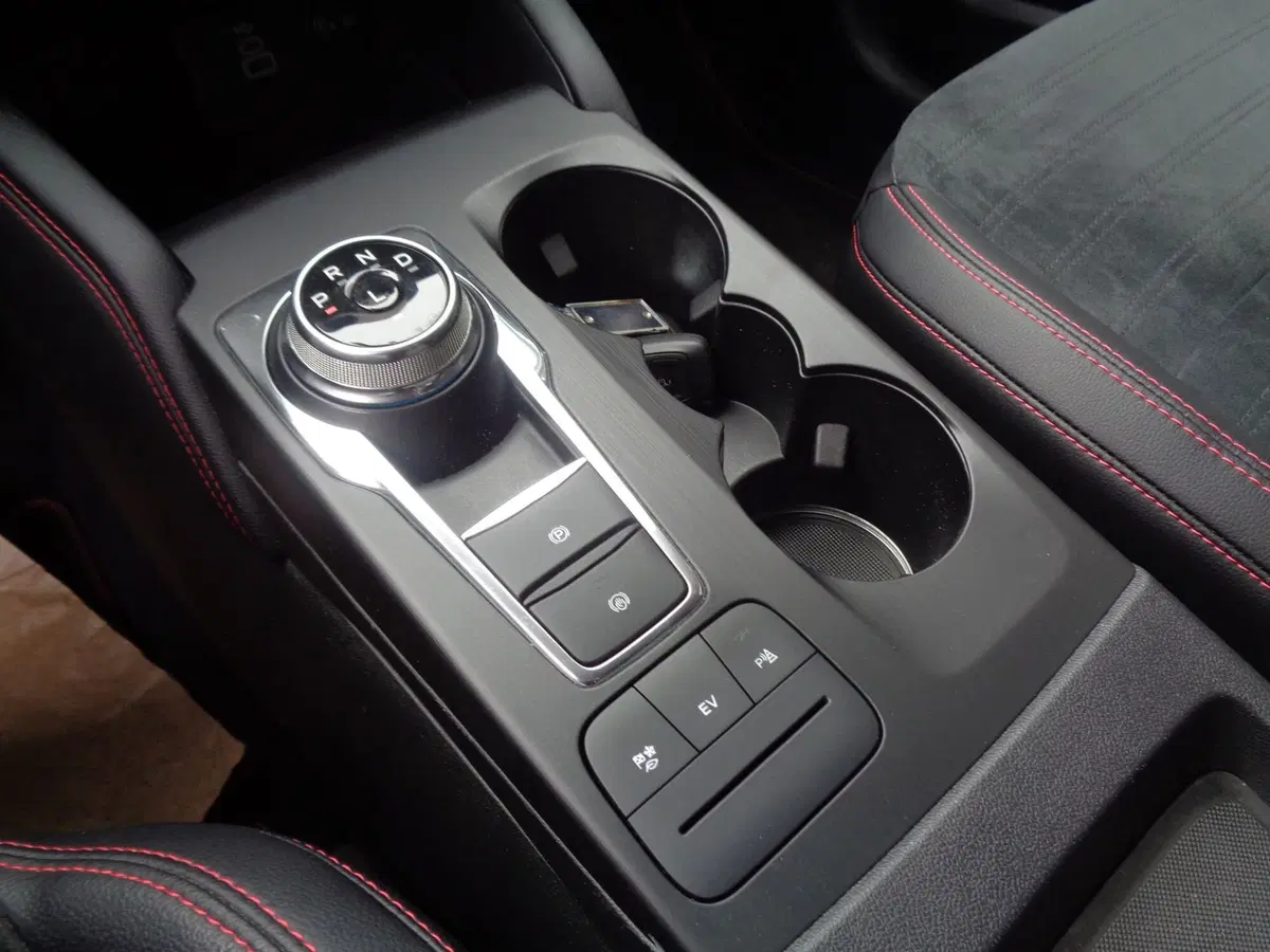 Ford Kuga usata a Treviso (18)