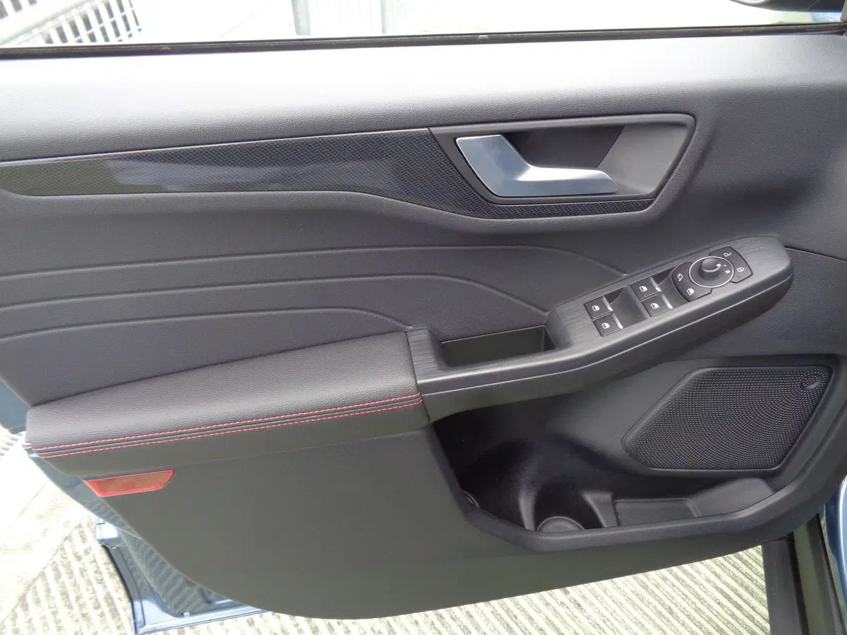 Ford Kuga usata a Treviso (8)