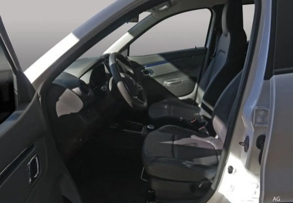 Dacia Spring usata a Palermo (8)