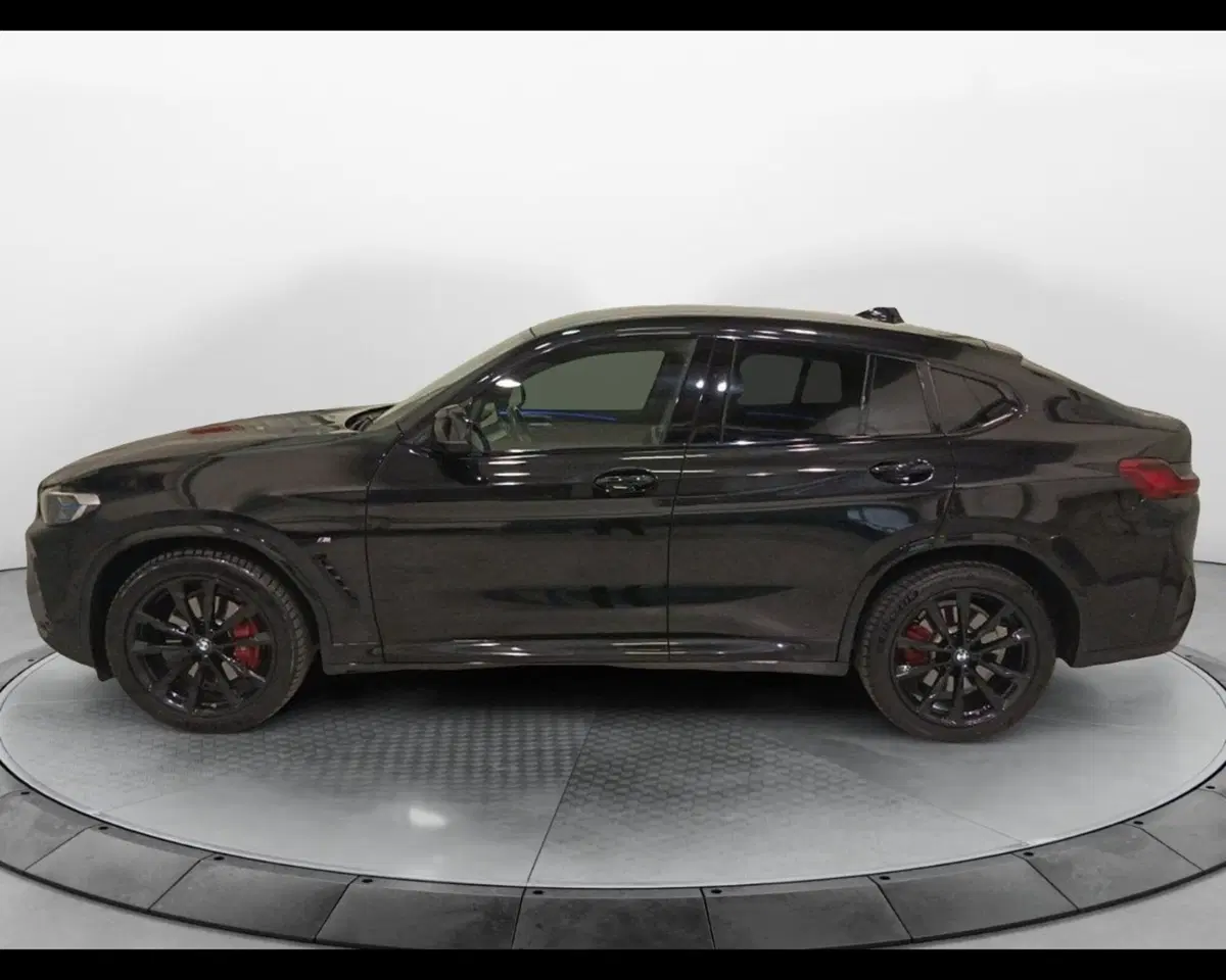 BMW X4 usata a Caserta (9)