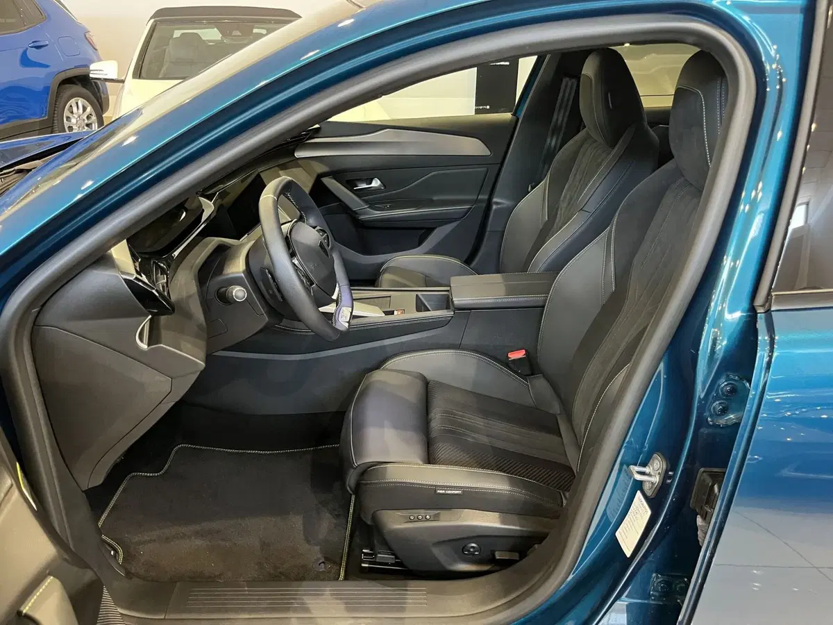 Peugeot 408 usata a Vercelli (10)