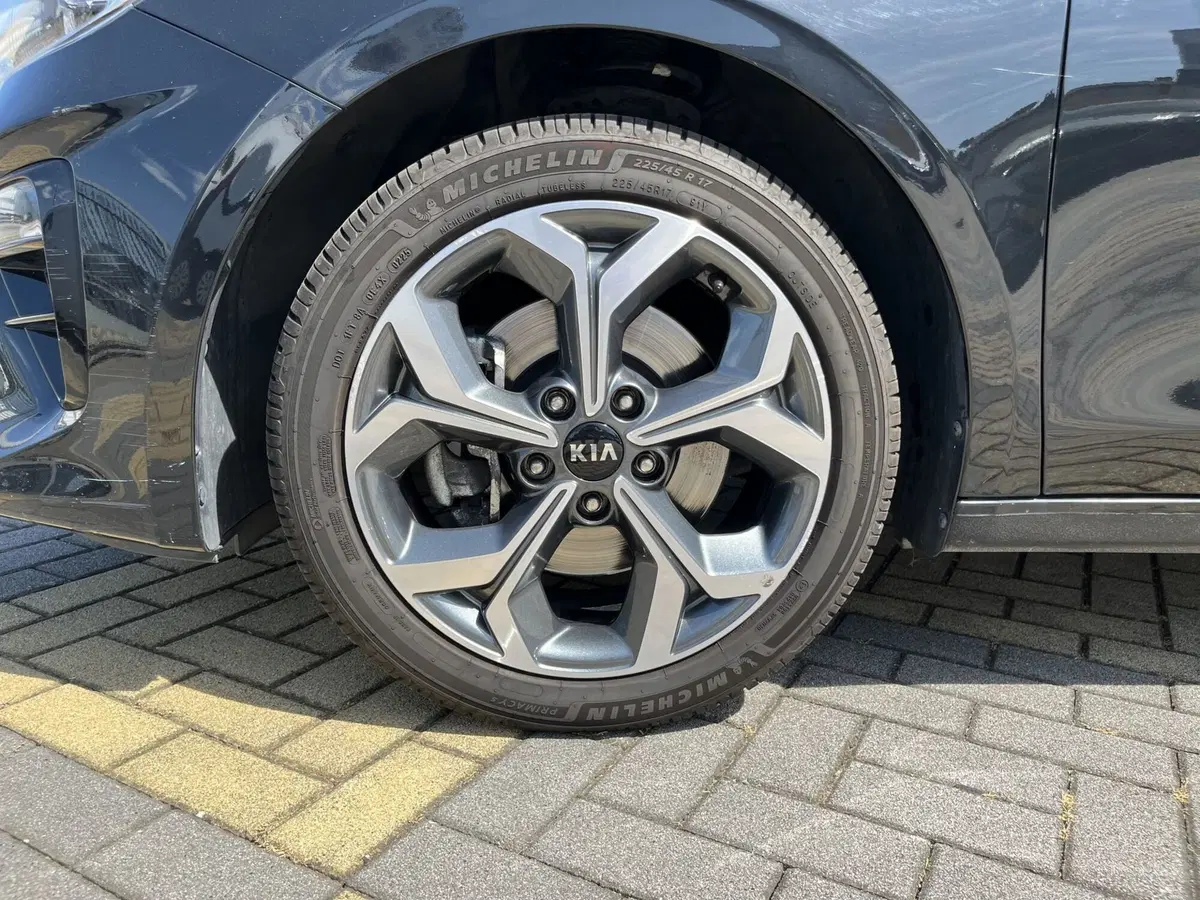 Kia Ceed Sport Wagon usata a Vercelli (8)