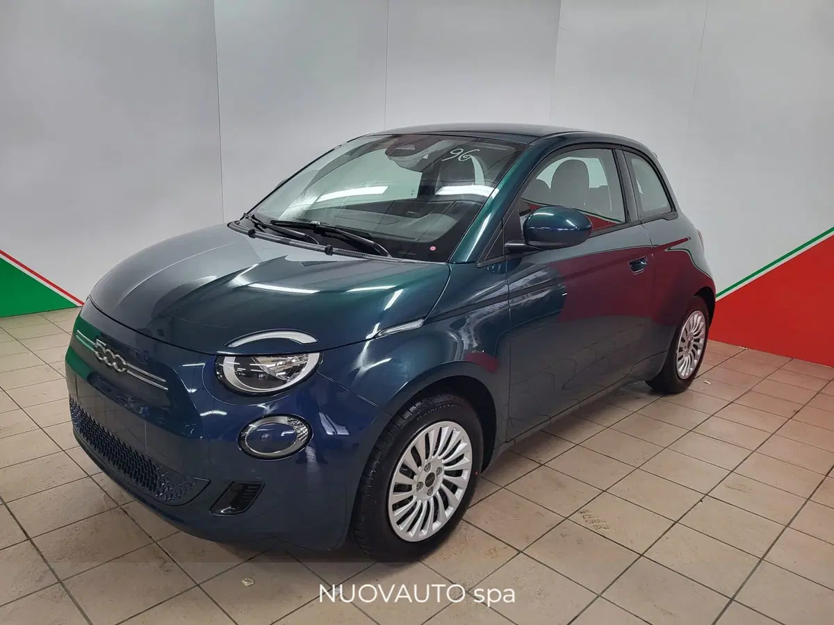 Fiat 500 Cabrio nuova a Arezzo