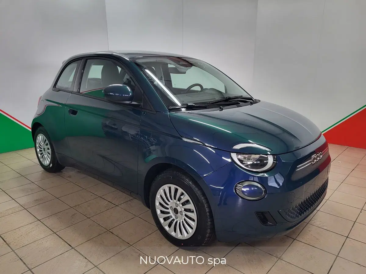 Fiat 500 Cabrio nuova a Arezzo (2)