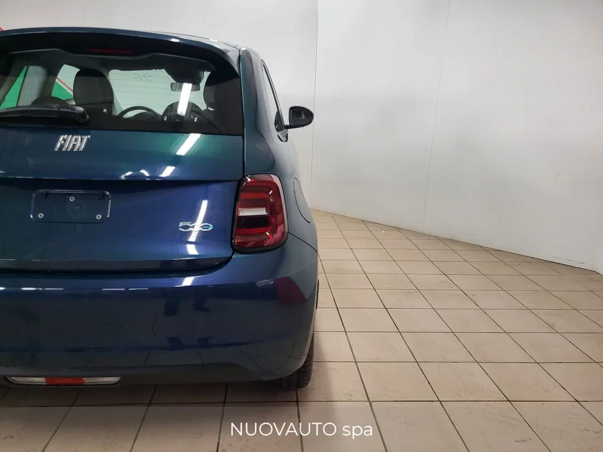 Fiat 500 Cabrio nuova a Arezzo (5)