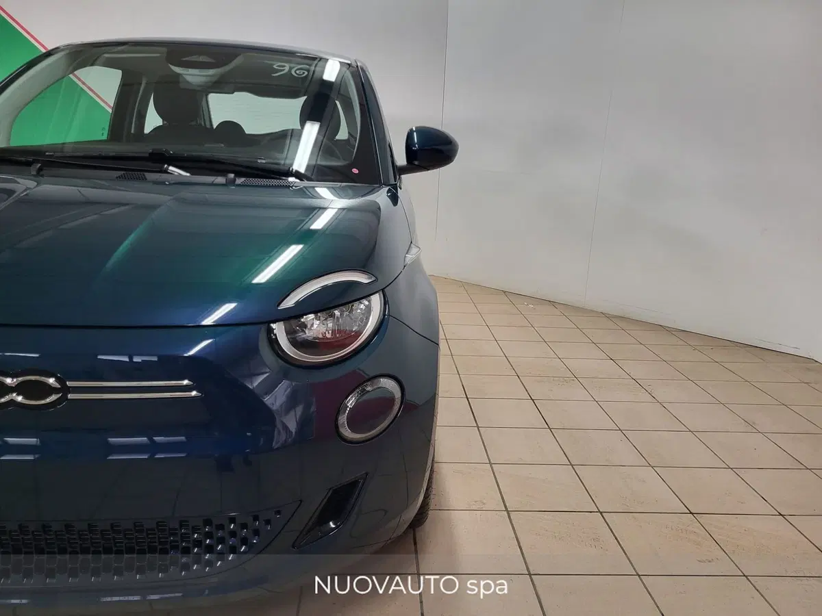 Fiat 500 Cabrio nuova a Arezzo (6)